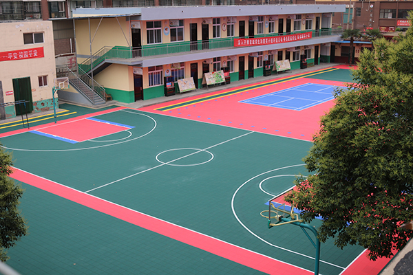 如何避免懸浮地板出現(xiàn)移位情況？