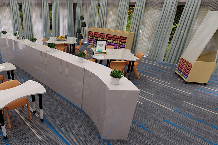 這樣的儲物柜，用在創(chuàng)客教室再合適不過了