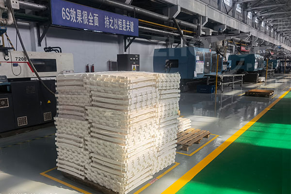 塑料漏縫板適合用于哪種豬舍？